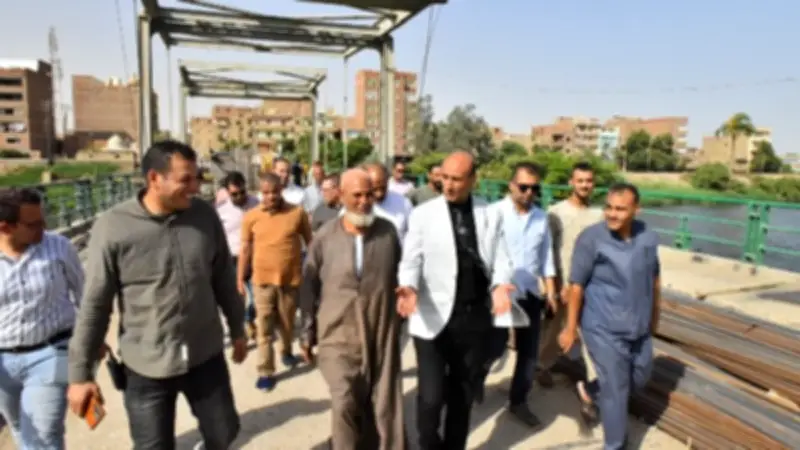 محافظ أسيوط يتابع انتهاء المرحلة الثانية لصيانة كوبري الحواتكة ويشدد على تسريع العمل