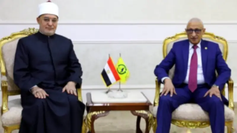 محافظ شمال سيناء ومفتي الجمهورية يبحثان تعزيز التعاون المشترك