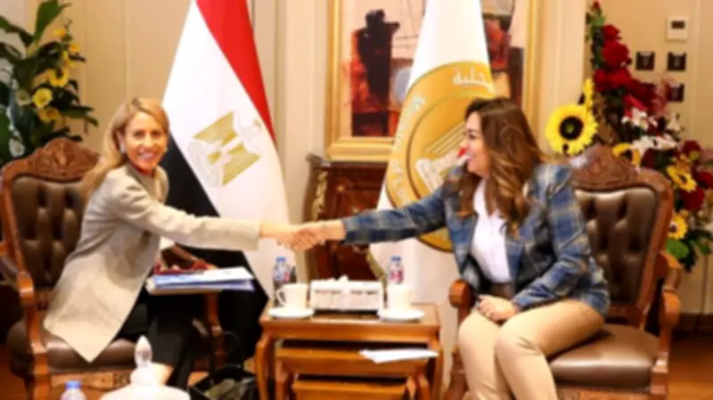 وزيرة البيئة تعلن الانتهاء من تقرير الإبلاغ الوطني الرابع لمصر عن التغيرات المناخية