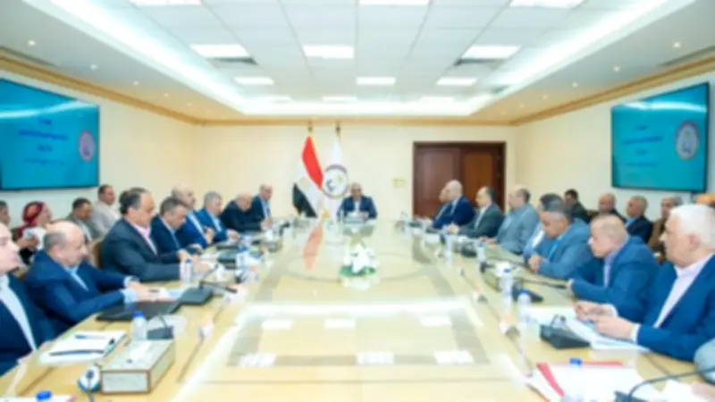 جمبلاط: الاستثمار في العنصر البشري والذكاء الاصطناعي أساس تطوير شركات الإنتاج الحربي