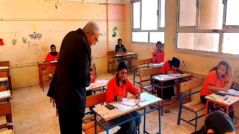 ارتياح بين طلاب الإعدادية بالبحر الأحمر بعد امتحان الهندسة في أجواء هادئة