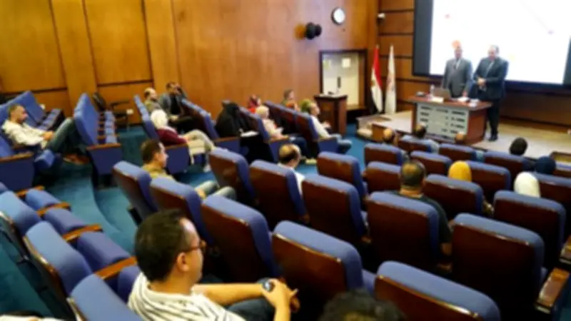 معهد التخطيط القومي ينظم برنامجا تدريبيا حول القراءة المهنية لتقارير المؤسسات الاقتصادية الدولية