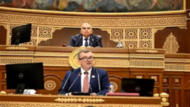 وزير التعليم العالي: المرحلة المقبلة تستهدف ربط المخرجات بسوق العمل