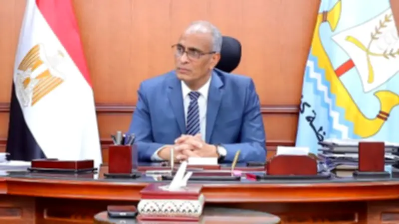 محافظ كفر الشيخ يتابع تطوير المنظومة الصحية استعدادًا للتأمين الشامل