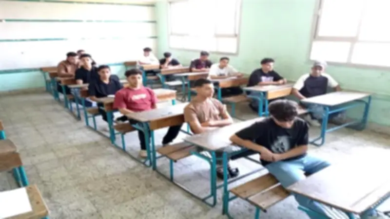 ضبط طالب حاول تصوير امتحان الإنجليزية وإرساله لآخر في الدقهلية