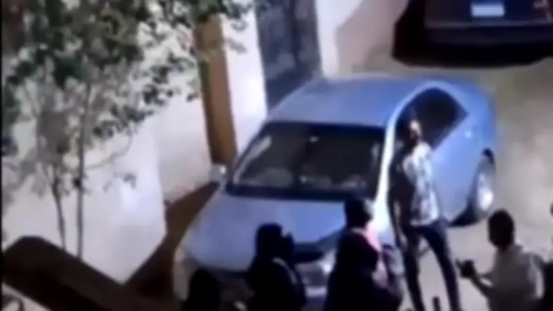أسرة مصرية تروي ساعات رعب بسبب بلطجة جيران وتهديد أطفال ومسنين
