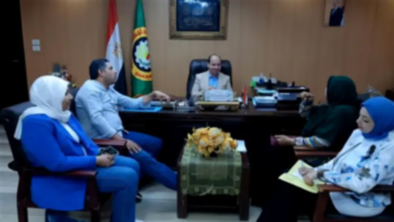 وكيل صحة الدقهلية يبحث مع خريجي هارفارد تطوير الخدمات الطبية