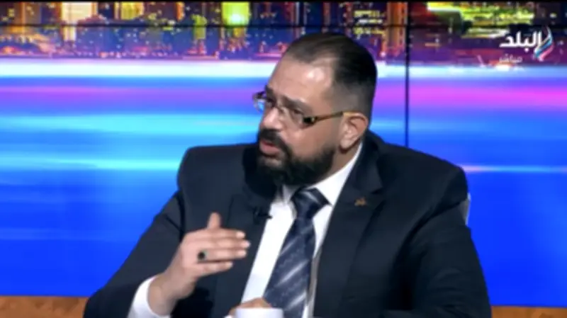 أزمة داخلية في إيران بسبب وفد التفاوض وتحويل عائدات هرمز