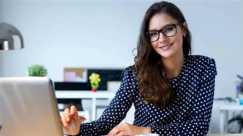 نصائح للمرأة العاملة للحفاظ على نشاطها في الحر