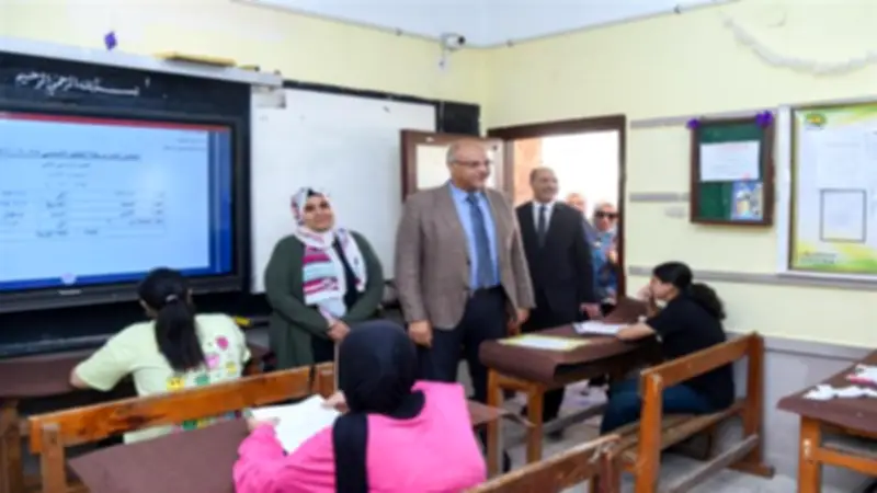 تعليم الإسكندرية ينفي تداول أوراق امتحان الهندسة للإعدادية