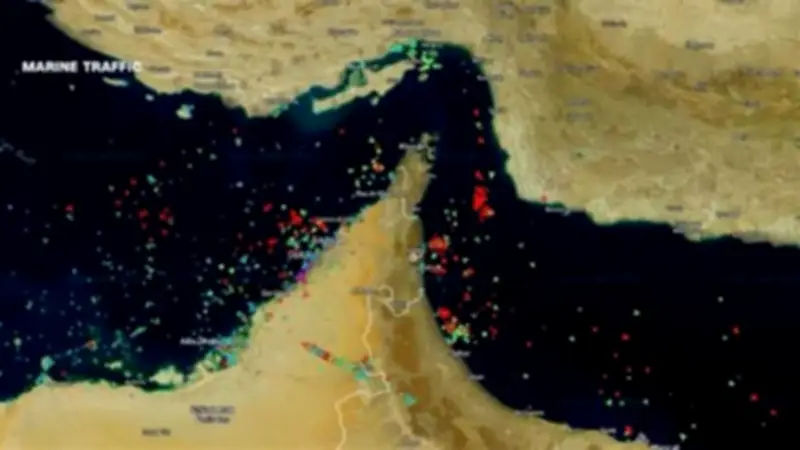 تحطم مروحية أمريكية فوق مضيق هرمز وإنقاذ طاقمها
