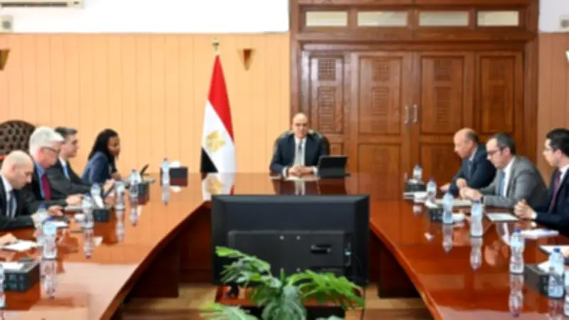 وزير الري يبحث مع البنك الدولي تفعيل الميثاق المائي ودعم الدول ذات الندرة المائية