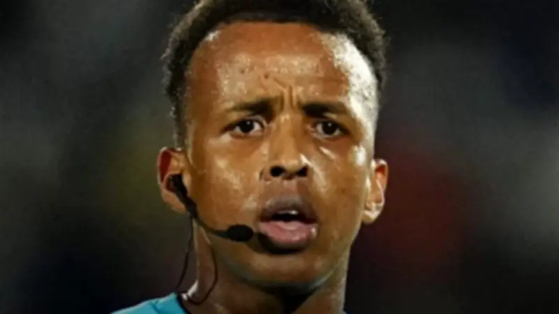 ماجد سامي يهاجم فيفا بعد استبعاد الحكم الصومالي عمر أرتان من كأس العالم