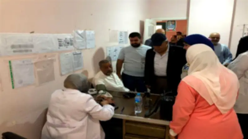 محافظ الدقهلية يشدد على تواجد الأطقم الطبية والتمريضية بالوحدات الصحية