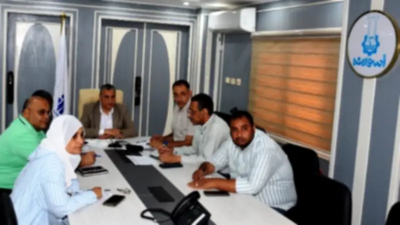 نائب محافظ أسوان يتابع جهود التقنين واسترداد الأراضي