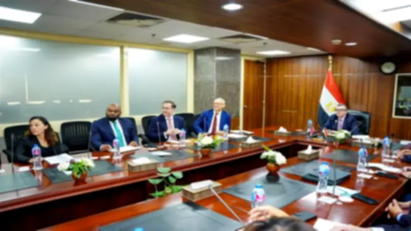 وزير التخطيط يبحث مع رئيس الاستثمار البريطانية توسيع التمويلات التنموية في مصر