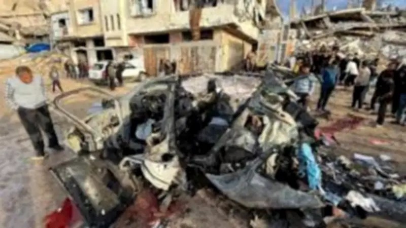 جيش الاحتلال يعلن اغتيال مسؤول تحويل أموال حماس ونائبه بغزة