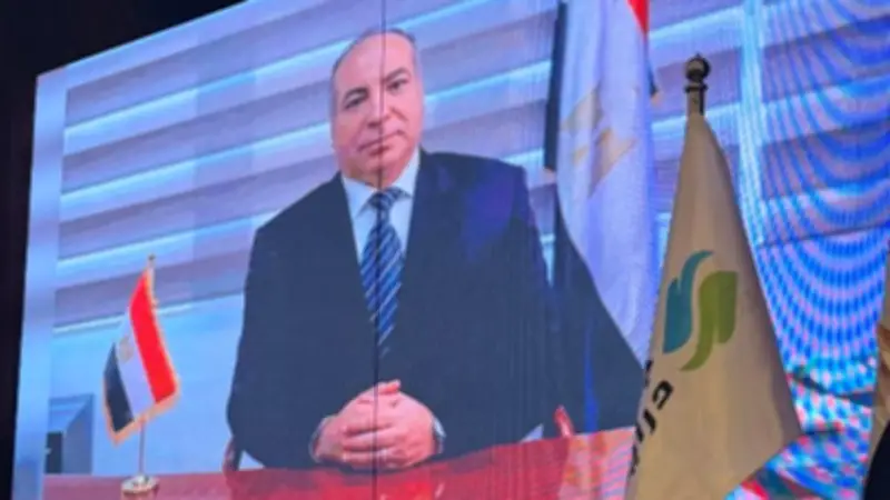 نبيل فكري: آلام ما بعد الدورة الشهرية قد تنذر ببطانة الرحم المهاجرة