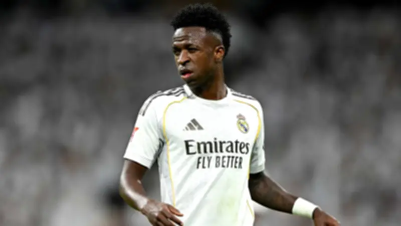 فينيسيوس جونيور يقرر البقاء في ريال مدريد الموسم المقبل