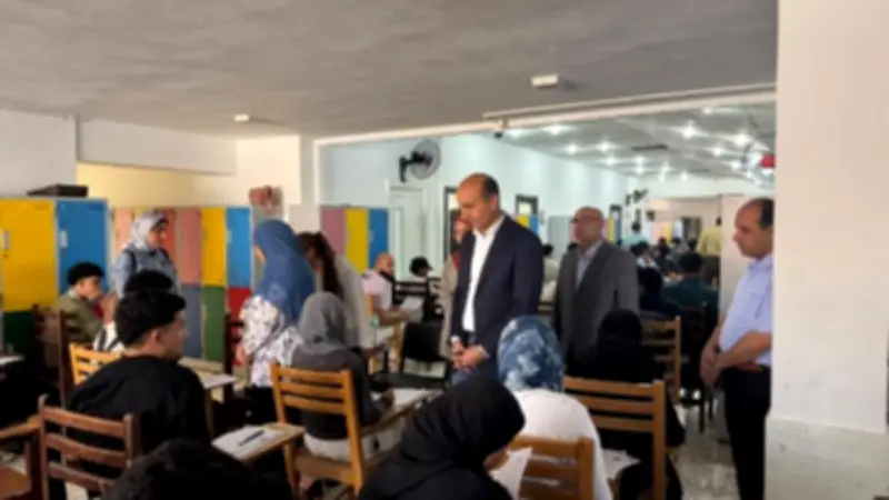 رئيس جامعة دمنهور يشيد بانضباط لجان امتحانات قطاع النوبارية