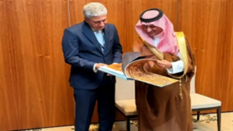 وزير السياحة يبحث مع نظيره السعودي تعزيز التعاون السياحي في إسبانيا