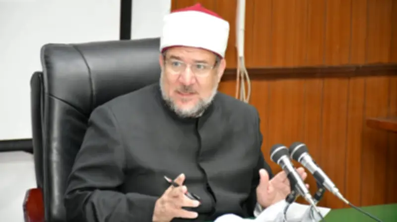 وزير الأوقاف السابق: لا سلطان فوق الدولة والشارع يرتاح للحملات الأمنية