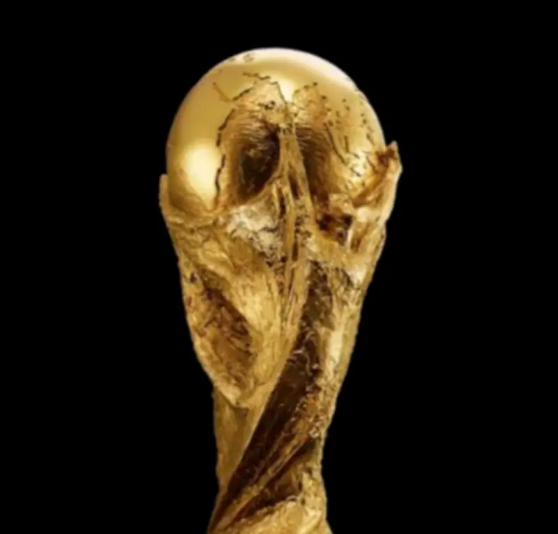 محافظ القاهرة يشارك أهالي الأسمرات مشاهدة افتتاح بطولة كأس العالم لكرة القدم
