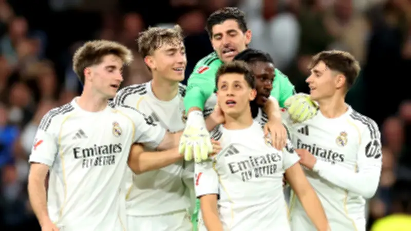 واثقًا من التفوق على برشلونة.. ريال مدريد يقدم عرضًا رسميًا لأسطورة السيتي