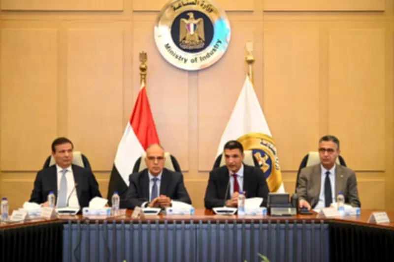 تشكيل لجنة مشتركة لإدارة ملف البصمة المائية في مشروعات الصناعات الغذائية