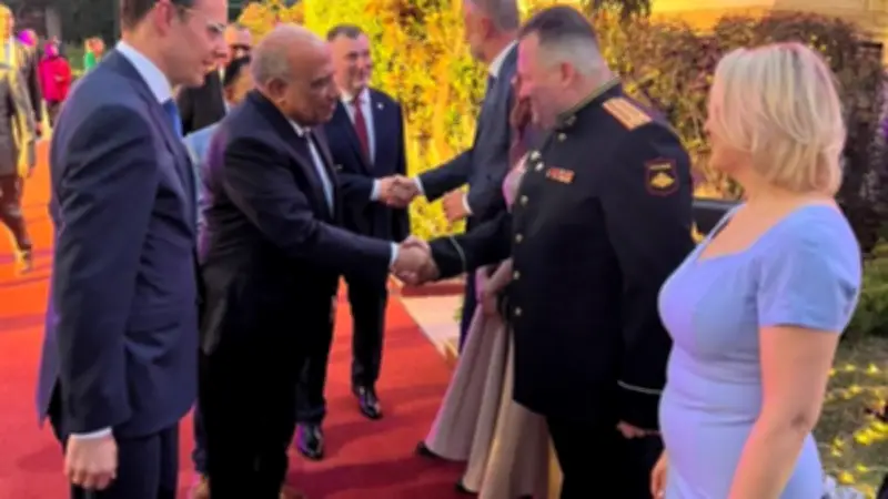 وزير الكهرباء يشارك في احتفال السفارة الروسية باليوم الوطني ويشيد بالعلاقات المصرية الروسية