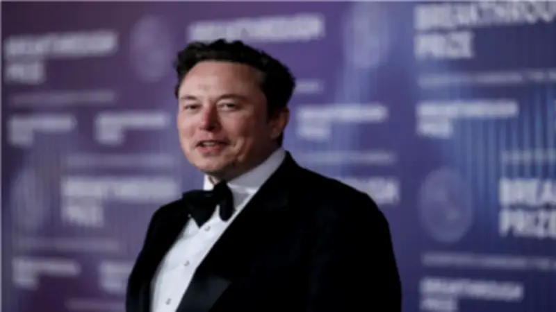 إيلون ماسك يصبح أول تريليونير في التاريخ بعد إدراج سبيس إكس في ناسداك