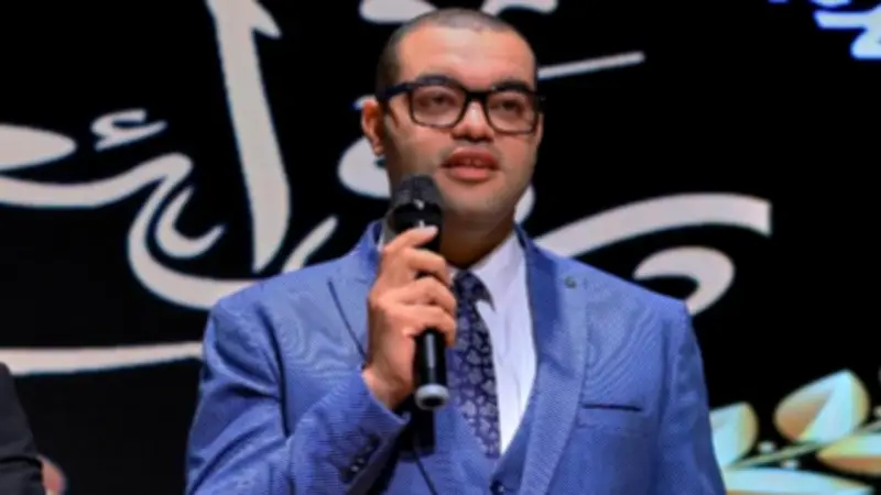 منع خبير أثري من دخول حديقة عامة بفوة بسبب ارتدائه برمودا صيفي