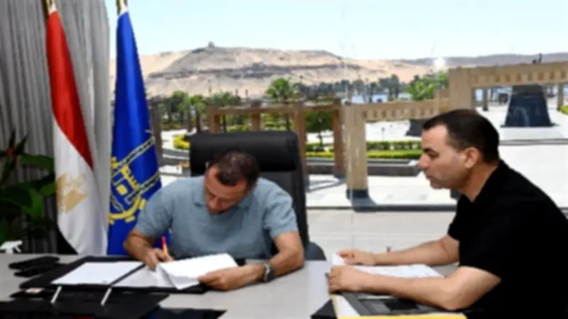 محافظ أسوان يعتمد تنسيق القبول بالتعليم الفني والمزدوج لعام 2026