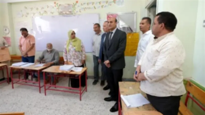 محافظ أسيوط يتفقد كنترول الشهادة الإعدادية ويشدد على الدقة والانضباط