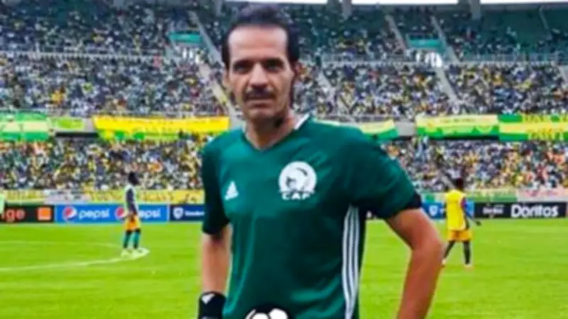 أيمن دجيش يحذر اللاعبين من عقوبات تعديلات التحكيم في كأس العالم 2026