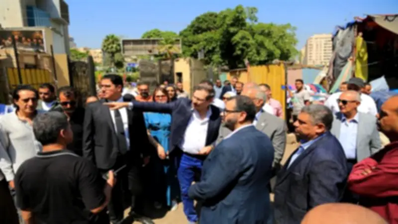 أيمن الشيوي يتفقد تطوير محيط مسارح العتبة ورفع كفاءة المنطقة الثقافية بوسط القاهرة
