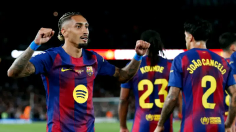 برشلونة يكشف رسمياً عن قميص الموسم الجديد في حفل فني