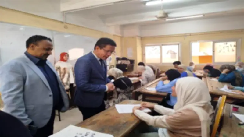رئيس جامعة بنها يوجه ببدء التصحيح فور انتهاء امتحان كل مادة