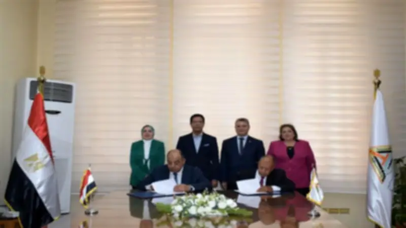 جامعة بنها توقع بروتوكولات تعاون مع شركة بداية والسلام الدولية وهيئة الشبان
