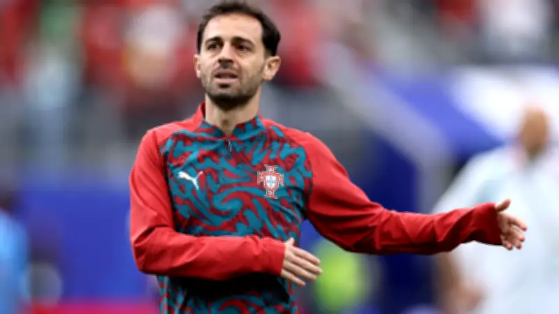 برناردو سيلفا يخسر مكانه الأساسي مع البرتغال في كأس العالم