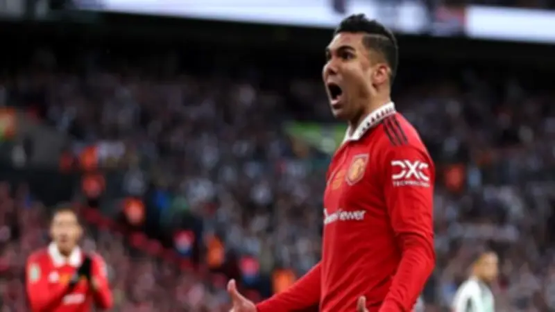كاسيميرو ينهي اتفاقه مع إنتر ميامي ويزامل ميسي في الدوري الأمريكي
