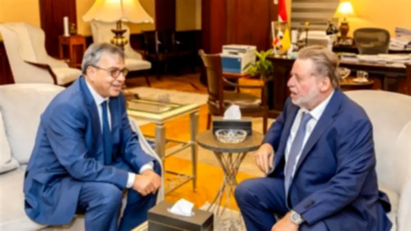 محافظ البنك المركزي يبحث مع نظيره التونسي تعزيز التعاون المشترك