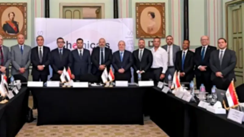 التصديري للكيماويات: الأزمات الدولية أعادت توجيه الصادرات المصرية لأسواق بديلة