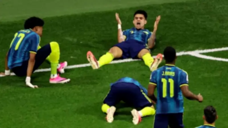 كولومبيا تتغلب على أوزبكستان 3-1 وتتصدر مجموعتها في المونديال