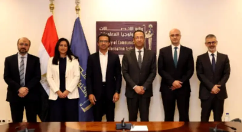 وزير الاتصالات: استراتيجية وطنية لمراكز البيانات والحوسبة السحابية لتعزيز السيادة الرقمية
