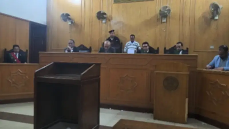إحالة أوراق موظف للمفتي بتهمة قتل شخص شك في علاقته بزوجته في قنا