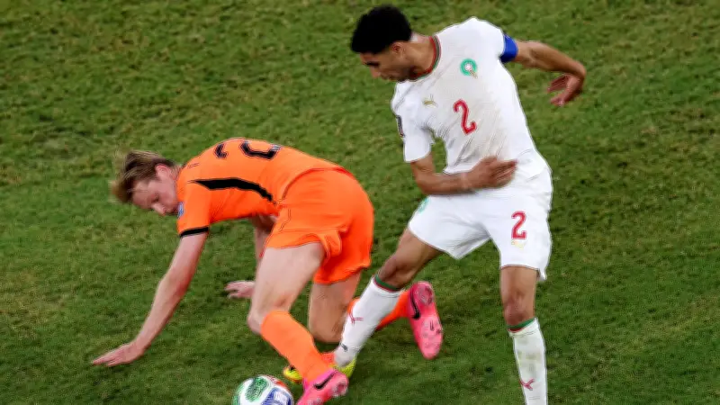 دي يونج في مرمى النيران بعد خسارة هولندا أمام المغرب