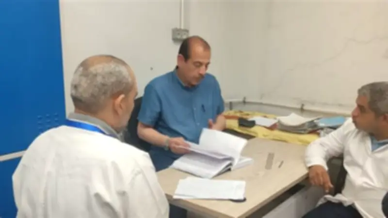 نائب وزير الصحة يفاجئ مستشفى العياط ويحيل إدارته للتحقيق