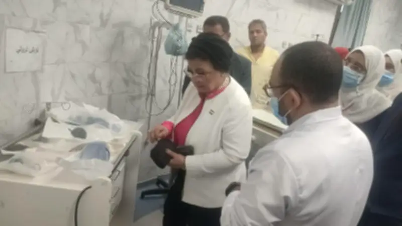 نائب وزير الصحة تستعرض مستهدفات تنمية الأسرة بـ5 منشآطبية في سوهاج