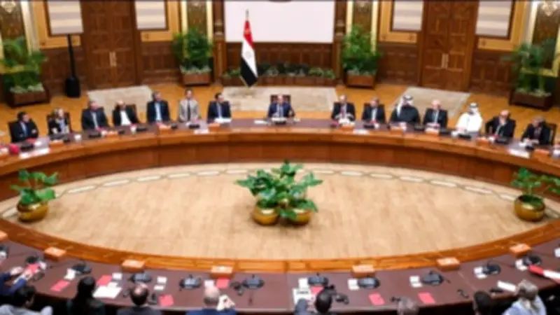 مصر على طاولة الكبار.. كيف تعزز قمة G7 فرص تخفيف ضغوط الدين الخارجي؟